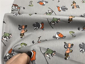 Poplin - med Kung Fu Panda på lys bund